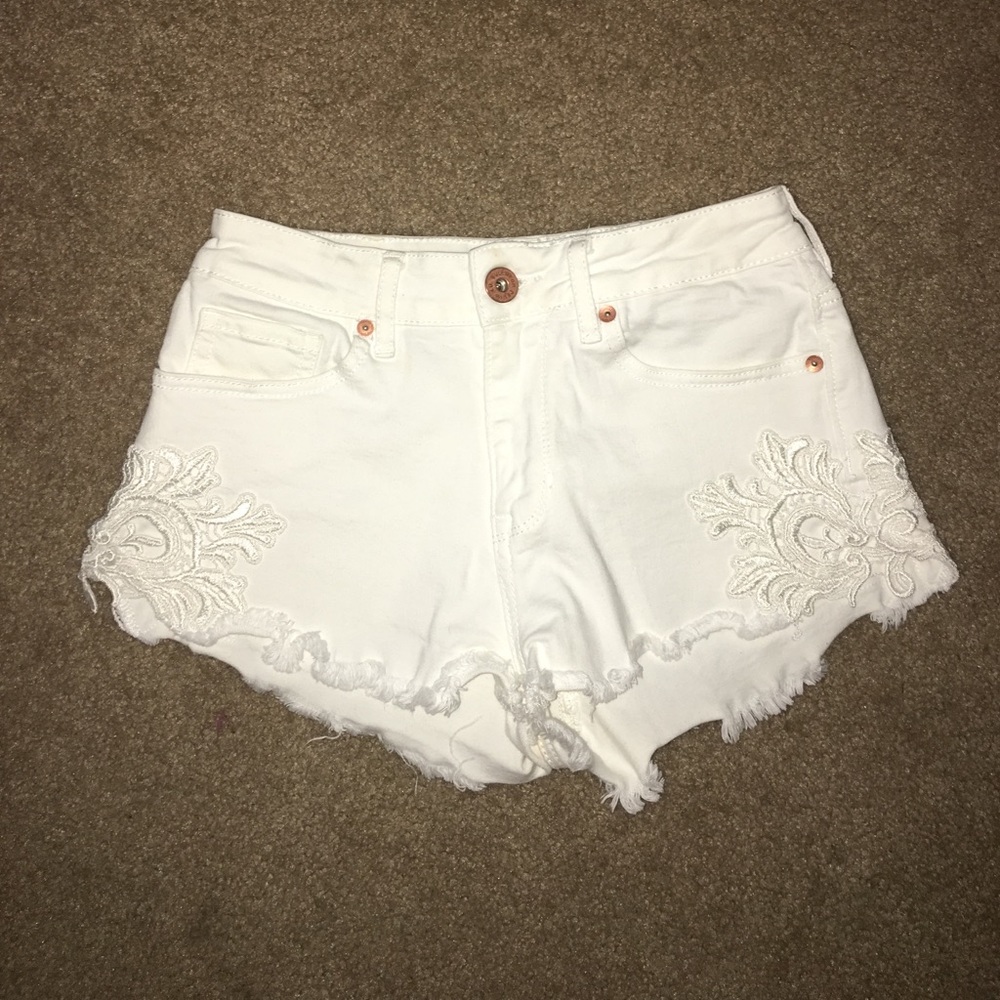 White PacSun shorts
