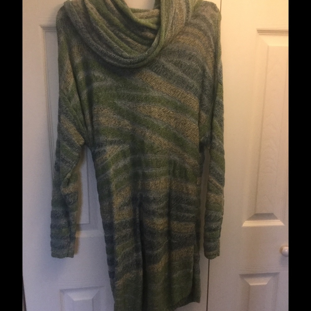 Sweater knee length