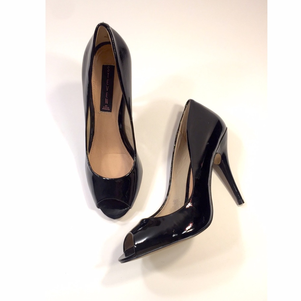Steven by Steve Madden Justise Black Patent Heel