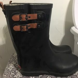 Chooka rain boots size 9