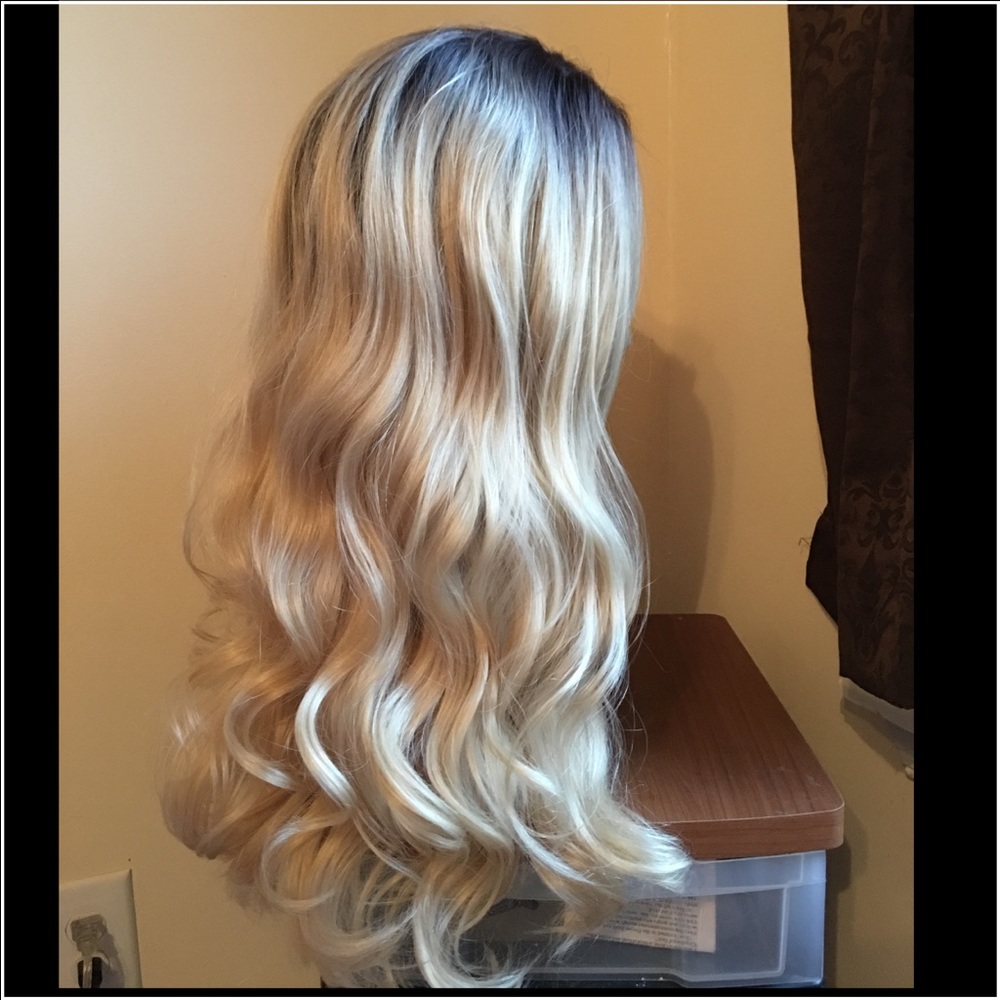 Gorgeous NEW WIG lace front