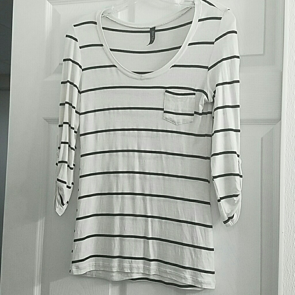NWOT Striped 3/4 sleeve top