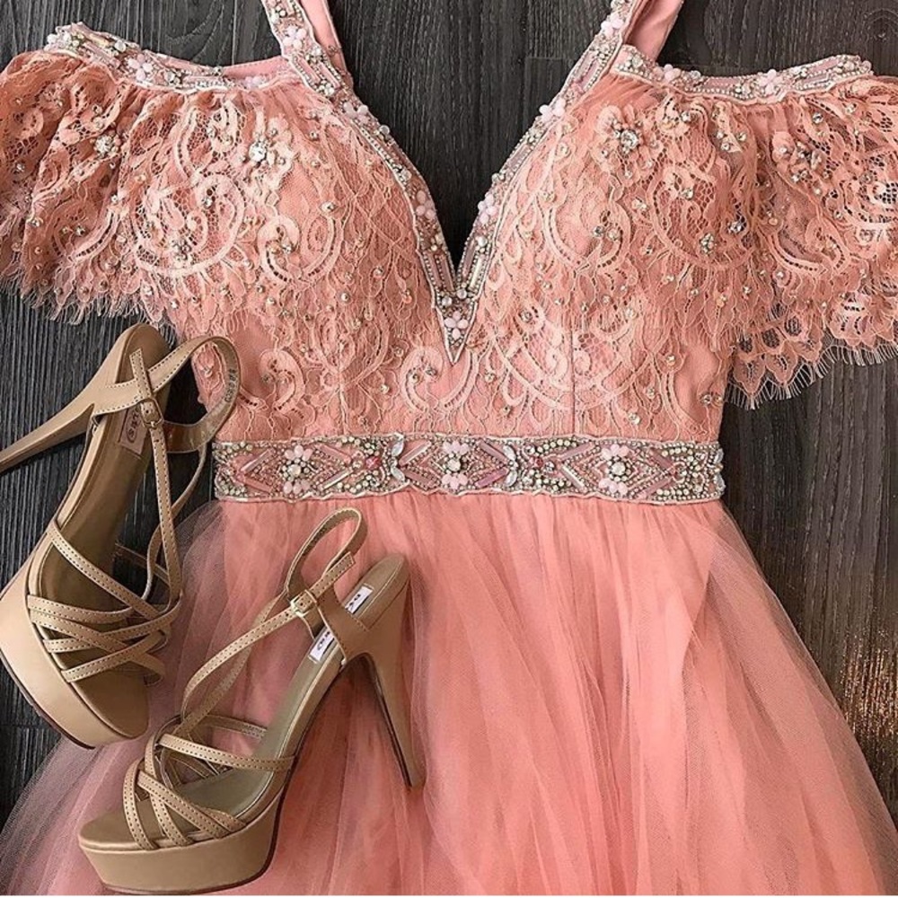 Mori Lee Prom Gown - sz 4