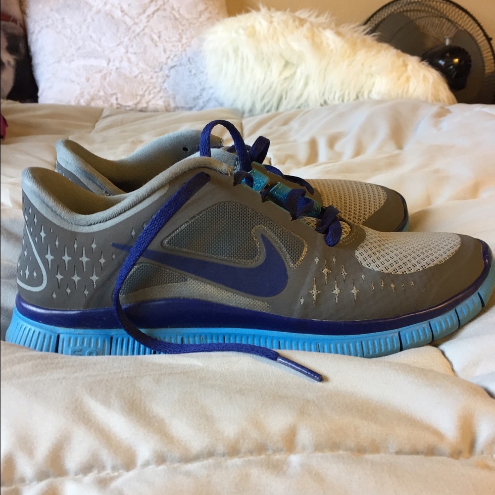 FINAL SALE!! Nike free run size 7