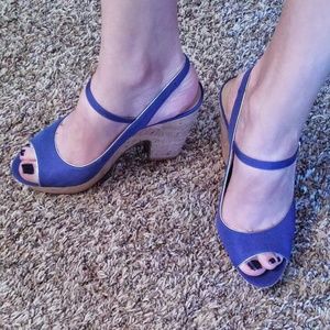 New Royal Blue Tahari Sling Back size 8.5M