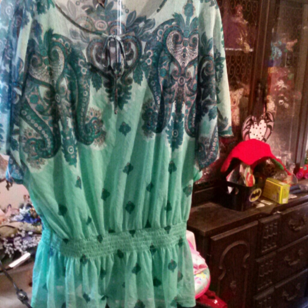 I.n.c. two piece blouse