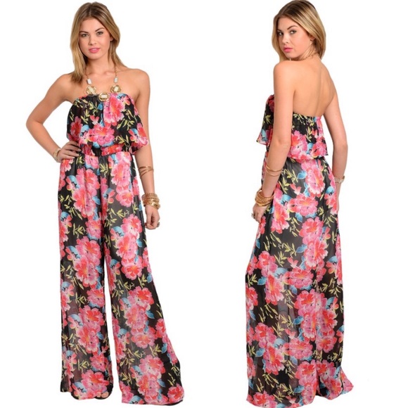 🎉CLEARANCE🎉 Black Strapless Floral Jumpsuit - Picture 2 of 2