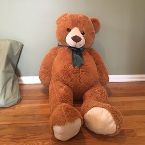 Giant teddy bear
