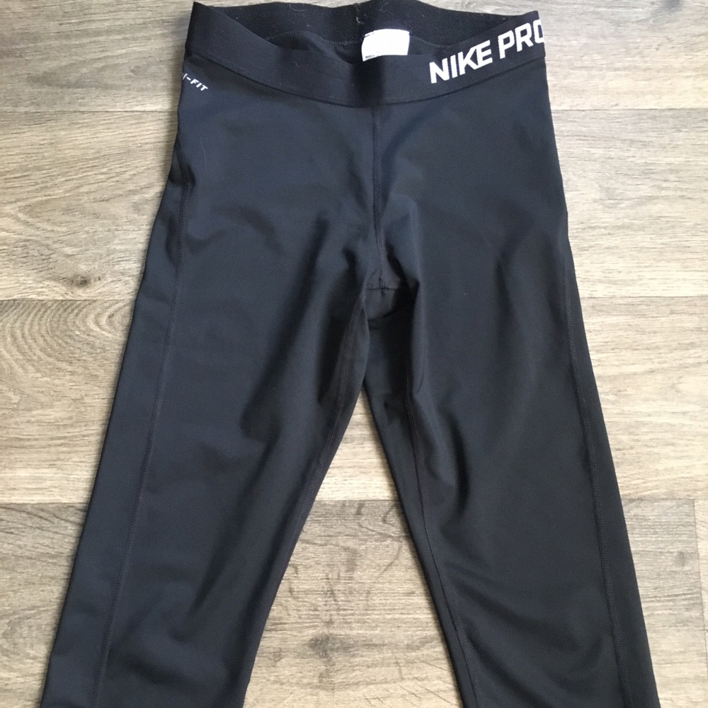 Nike Pro Capri