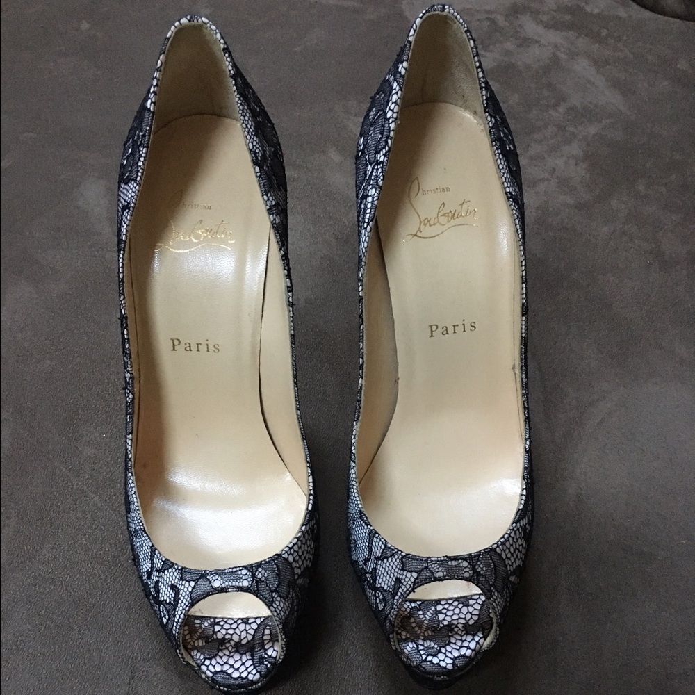 SOLD Christian Louboutin Nwob cheaper SOLD