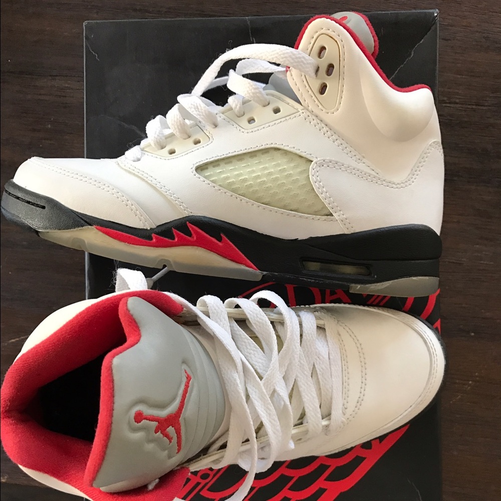 Air Jordan Fire Red 5s