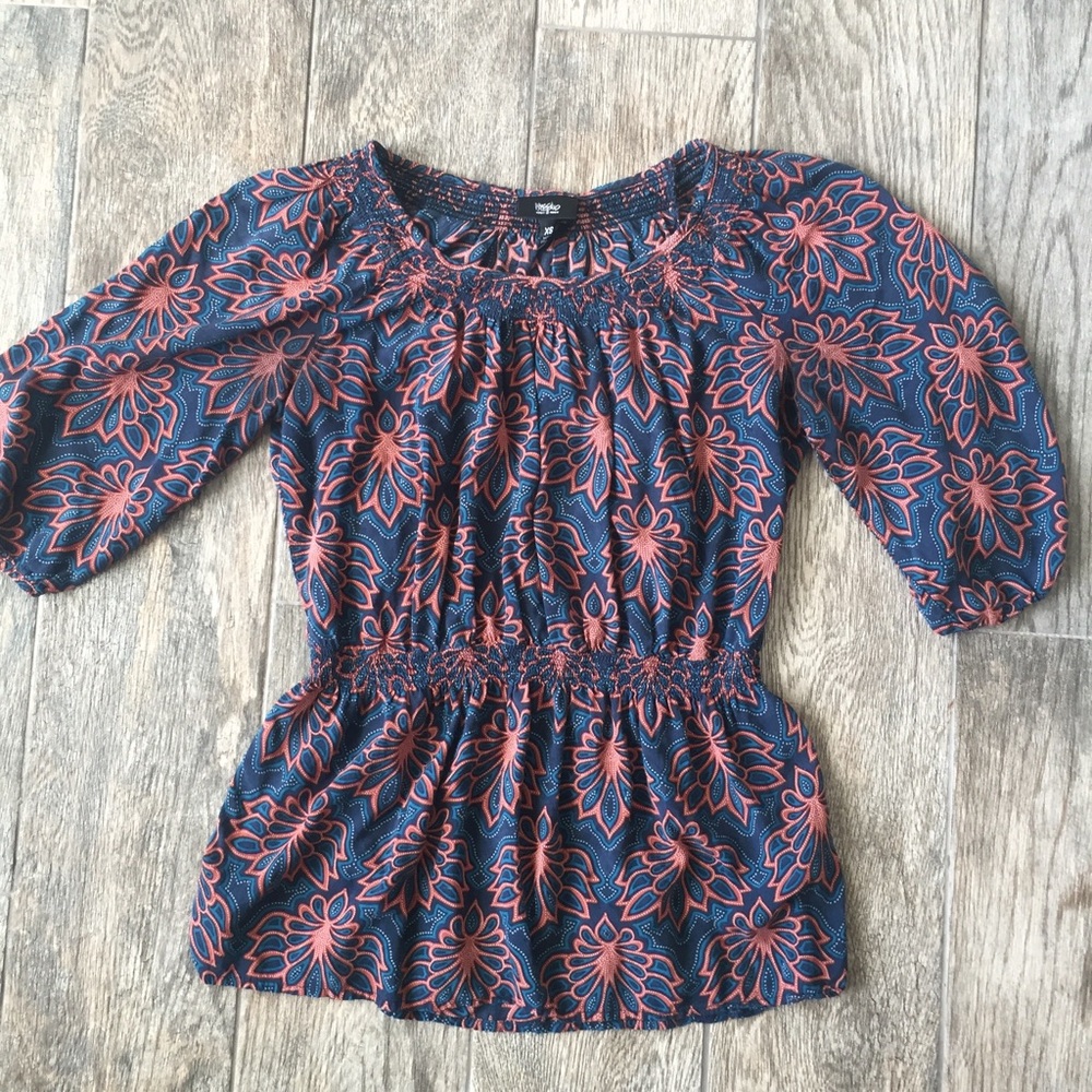 Floral print top 🌸