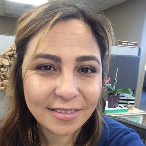 Meet your Posher, Imelda