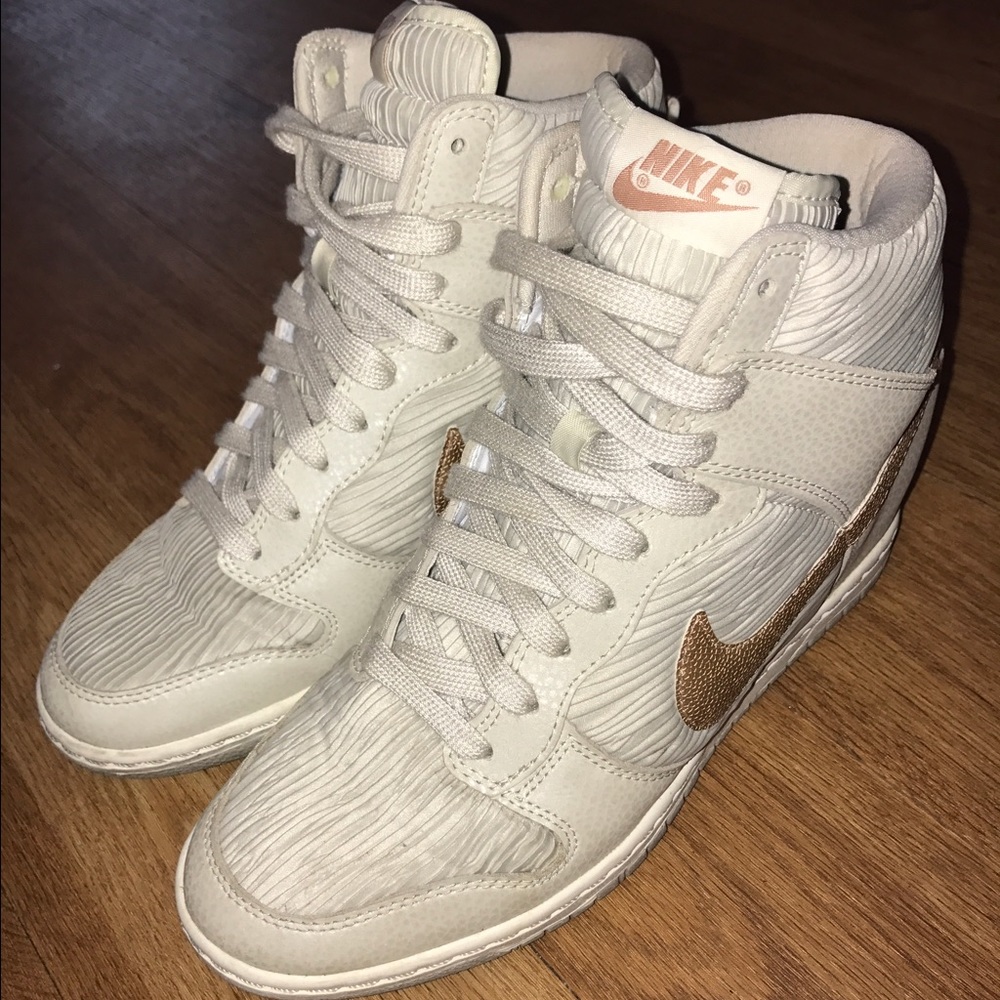 Nike Dunk High shoes