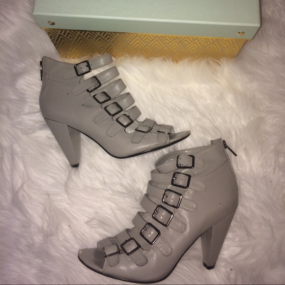 Aldo Shoes - ‼️SALE‼️Aldo Side Buckle Strap Block Heels Sz 8