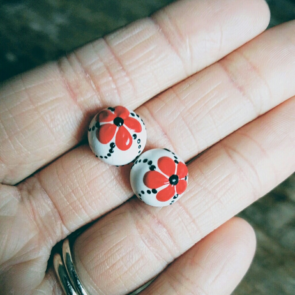 Red Hibiscus earrings