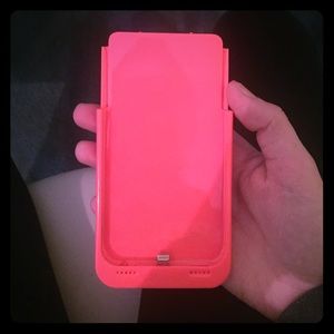 iPhone 6 charging phone case