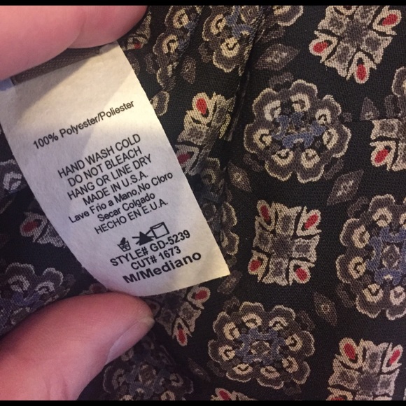 FINAL PRICE Large Printed Bell Sleeve Shift Dress - Picture 5 of 8