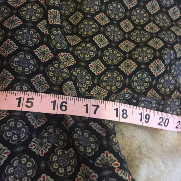 FINAL PRICE Large Printed Bell Sleeve Shift Dress - Picture 8 of 8