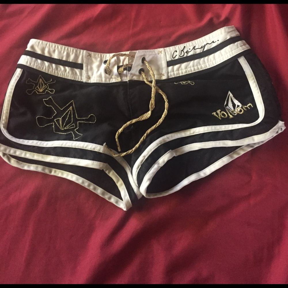 VOLCOM - Size 0 - Swim/Board Shorts