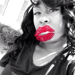 Meet your Posher, Isis