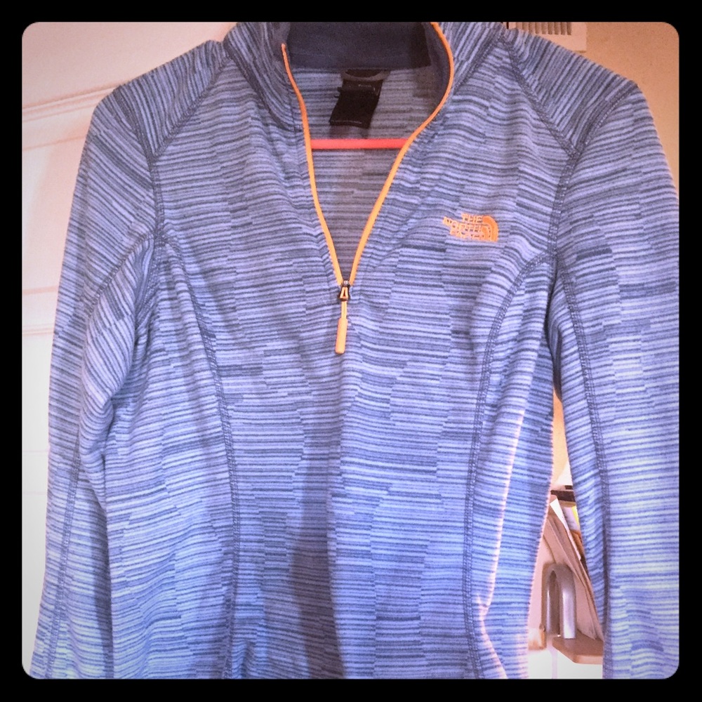 North face pullover
