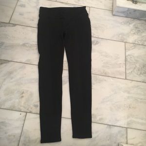 Black fabletics leggings
