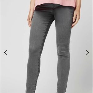 Grey maternity Topshop jeans
