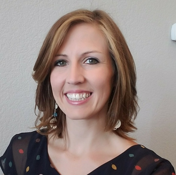 Meet your Posher, Nicole - Picture 1 of 1
