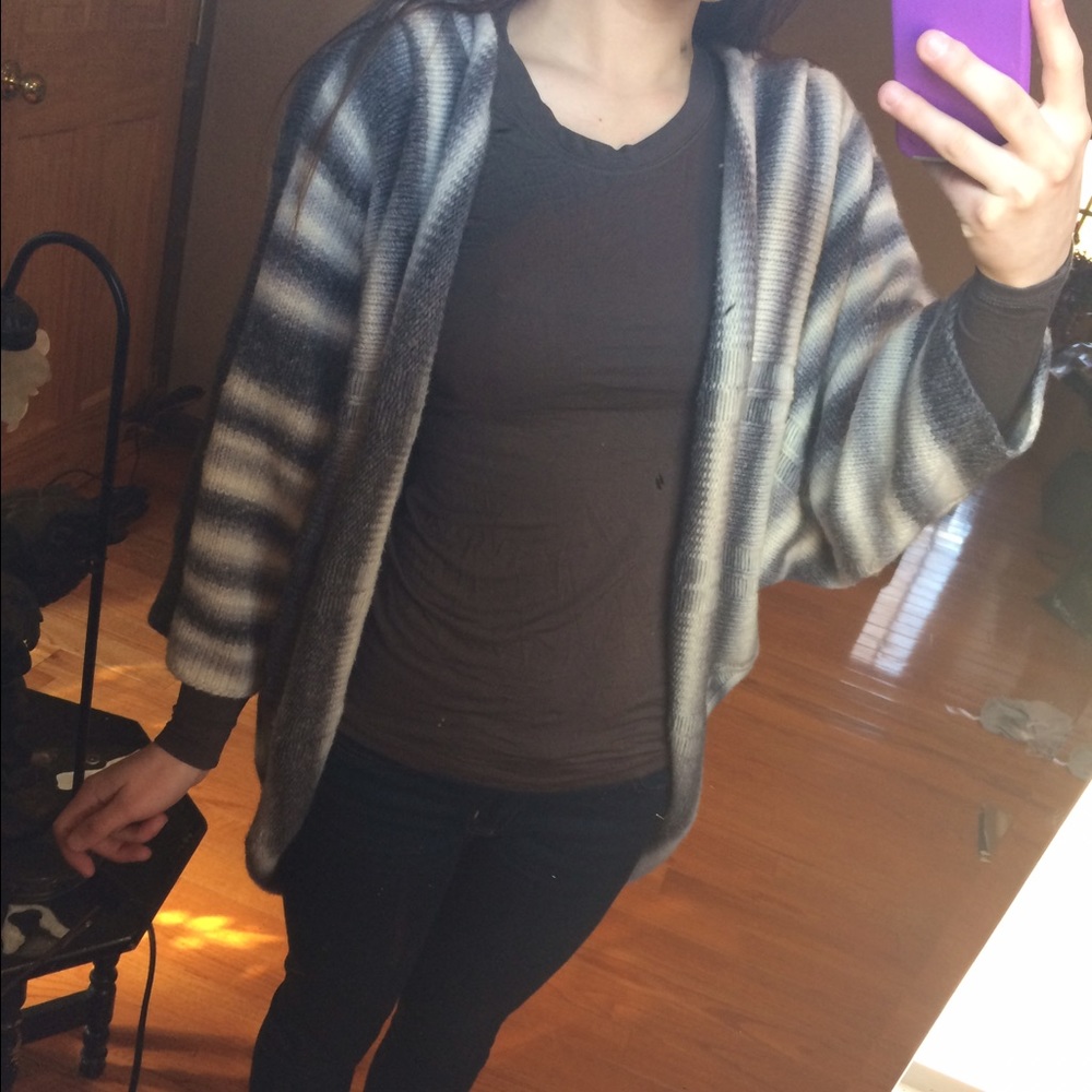 Wool Cardigan - Picture 2 of 6