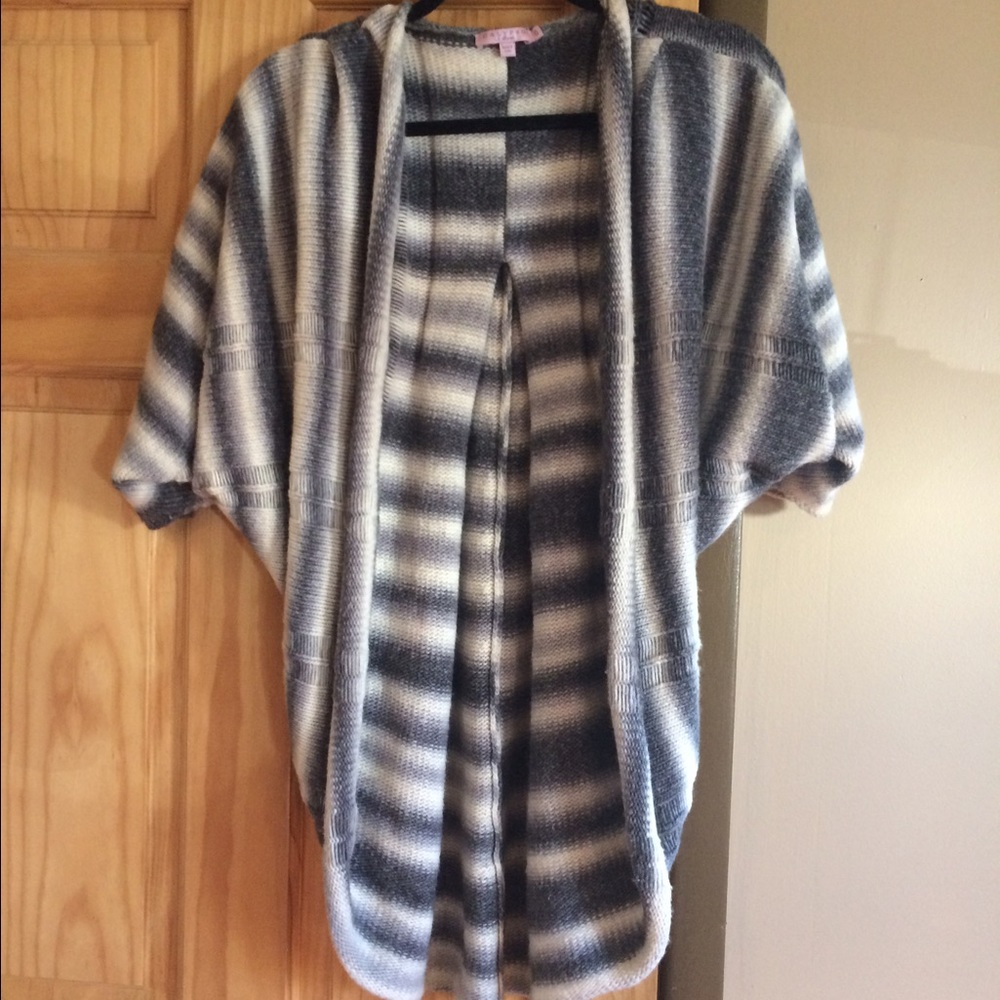 Wool Cardigan - Picture 4 of 6