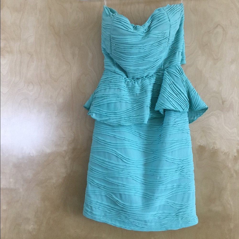 DONATED Bodycon Peplum Strapless Dress