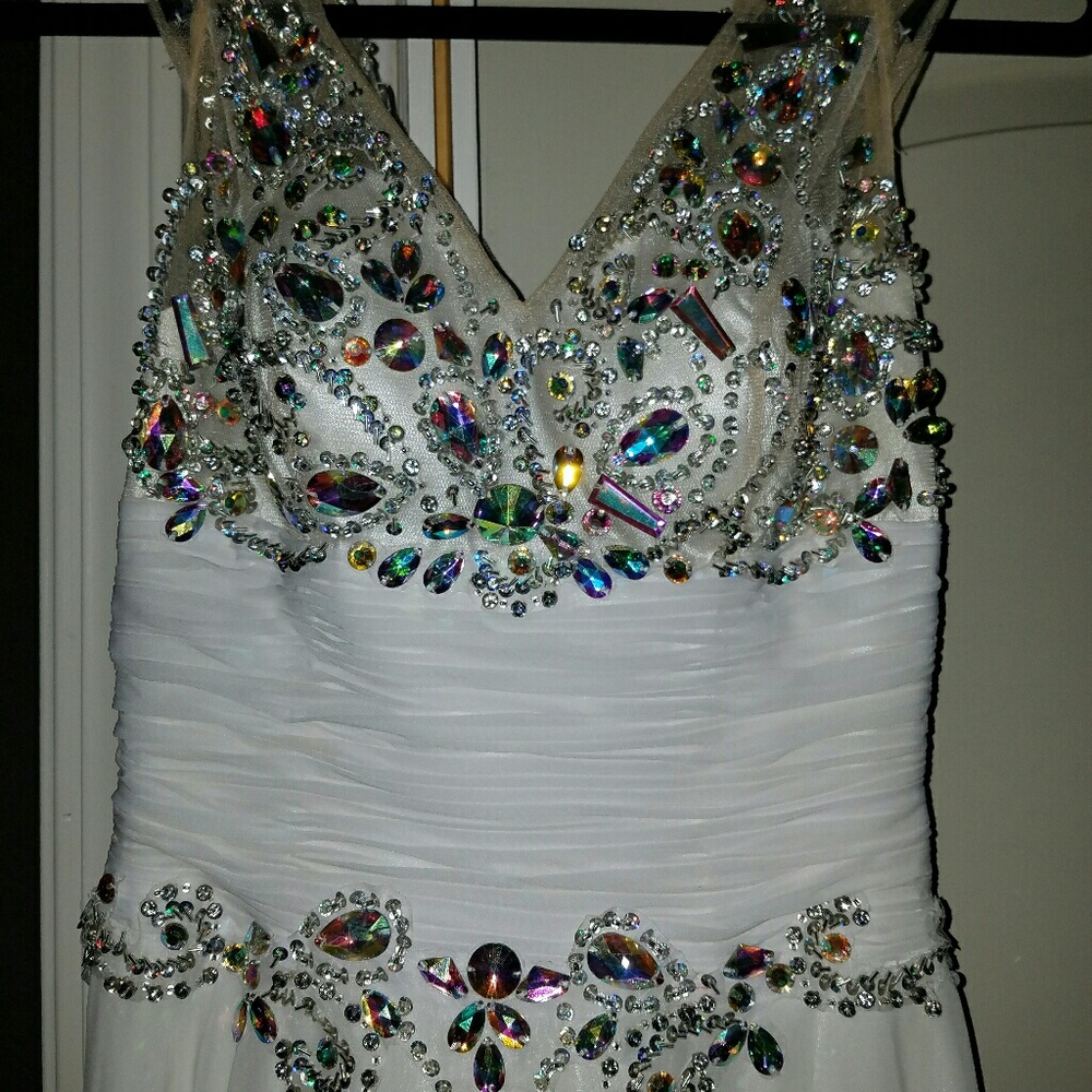 Prom Dress - Picture 2 of 5
