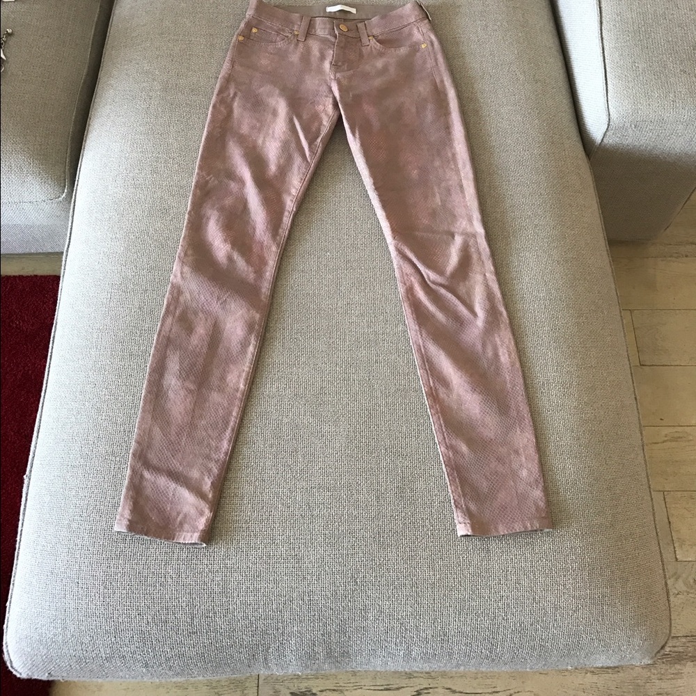 Smokin', slithery, sexy snake skin SEVEN jeans!