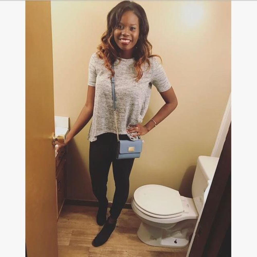 Meet your Posher, Arnelle