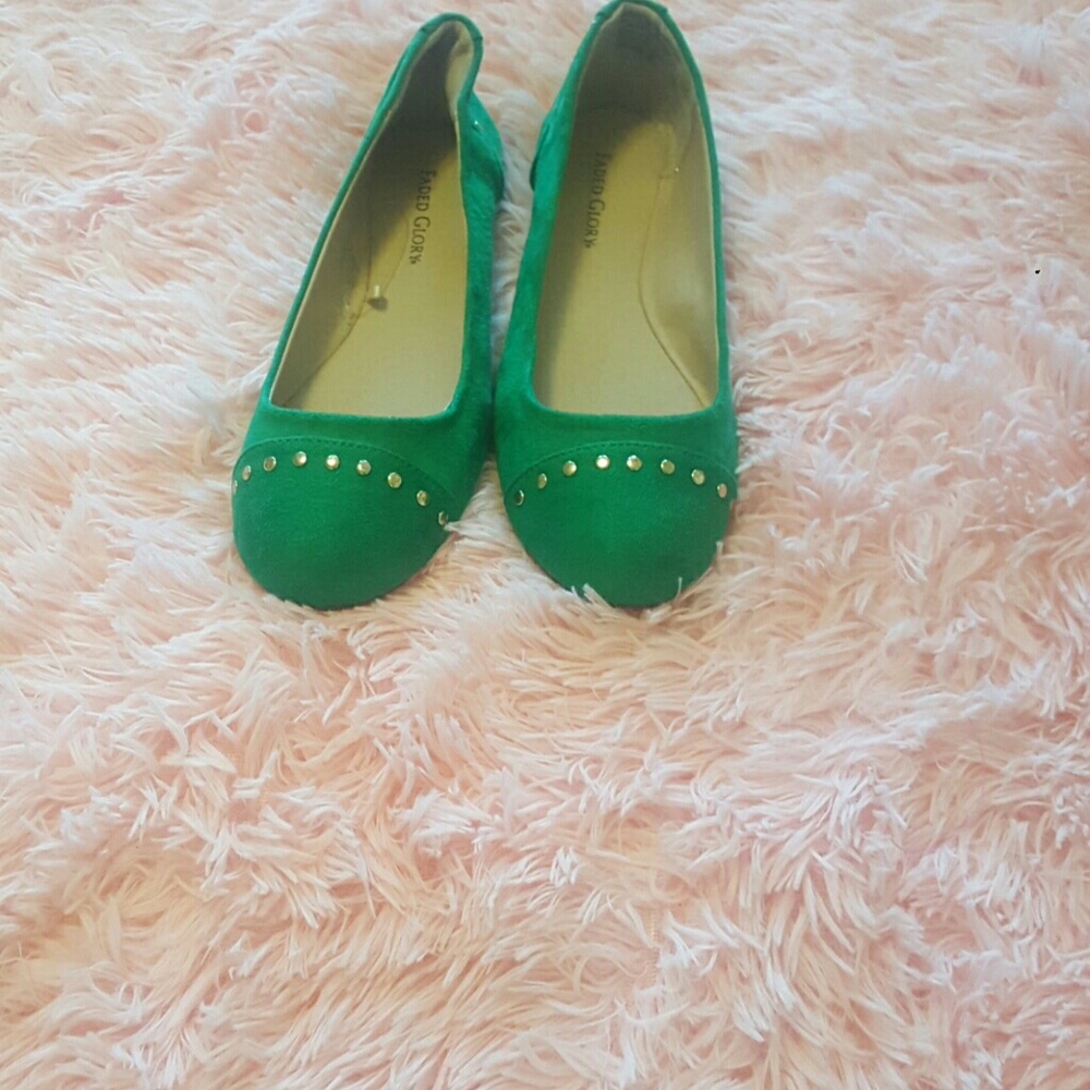 Ladies,flat studded,shoes