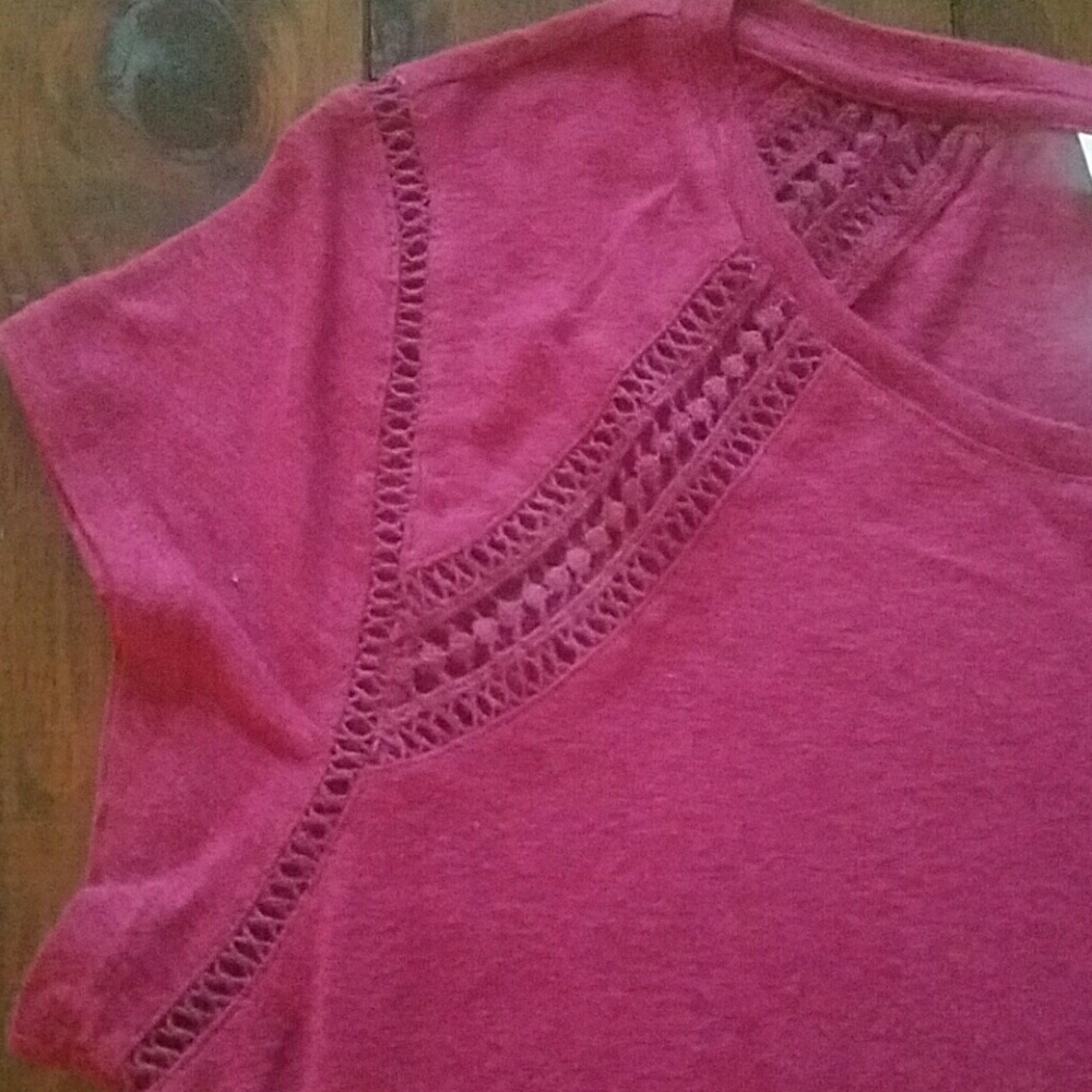 Loft T-Shirt - Picture 2 of 2