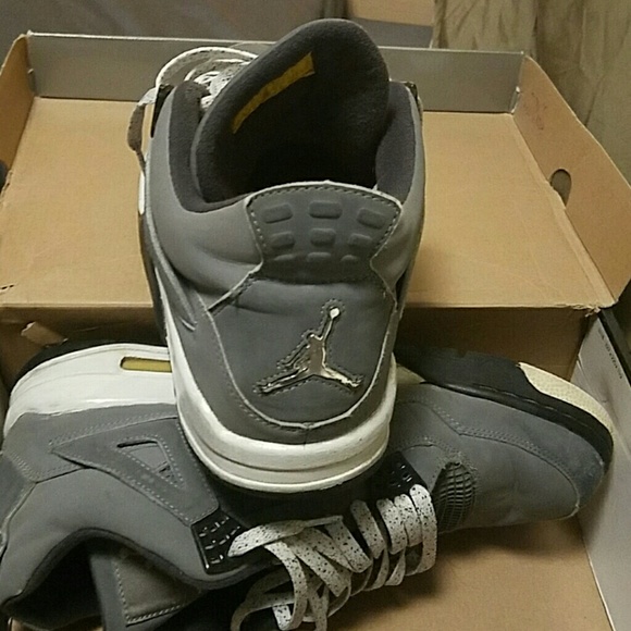 Air Jordan 4 - Picture 3 of 4