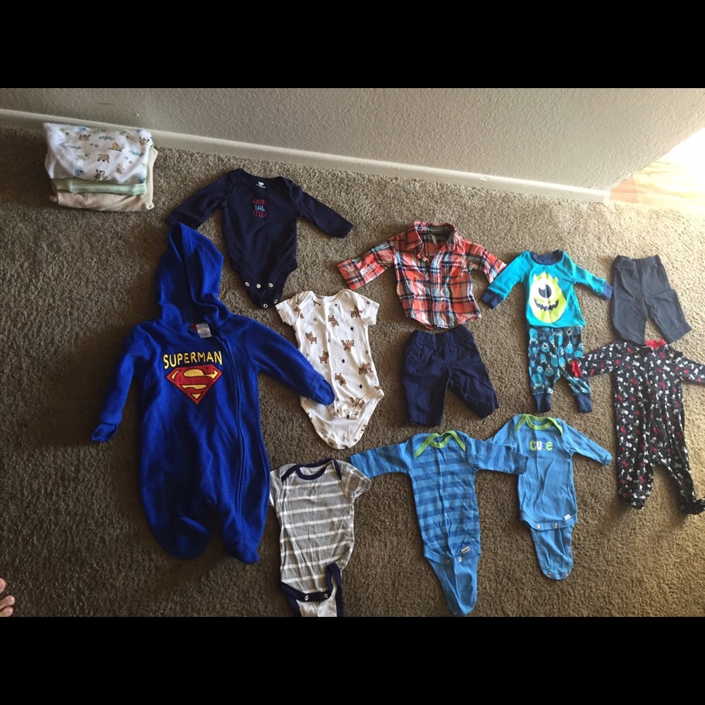 Newborn - 0-3 month baby boy clothes lot