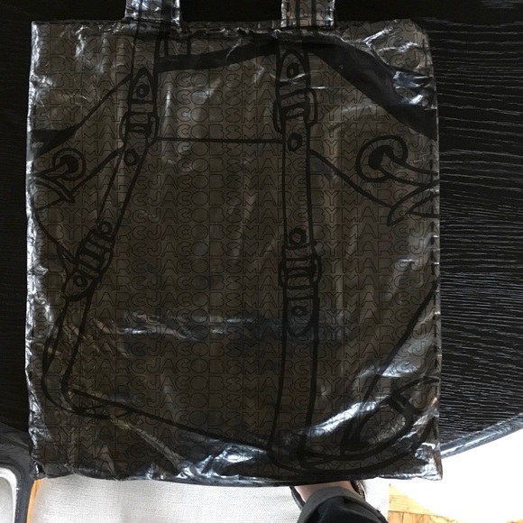 Marc by Marc Jacobs silver tote - Picture 3 of 4