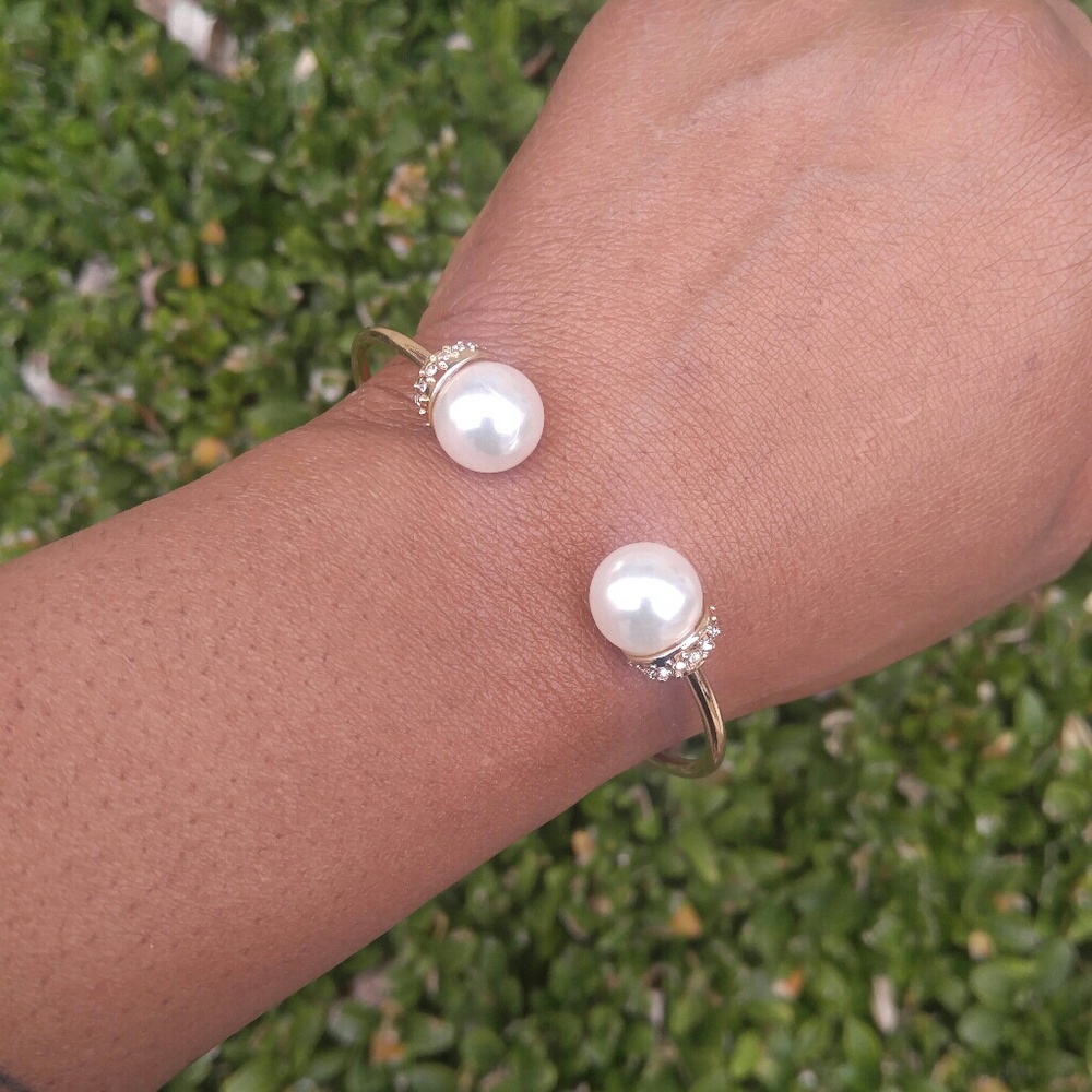 Gold pearl bracelet!! - Picture 2 of 3