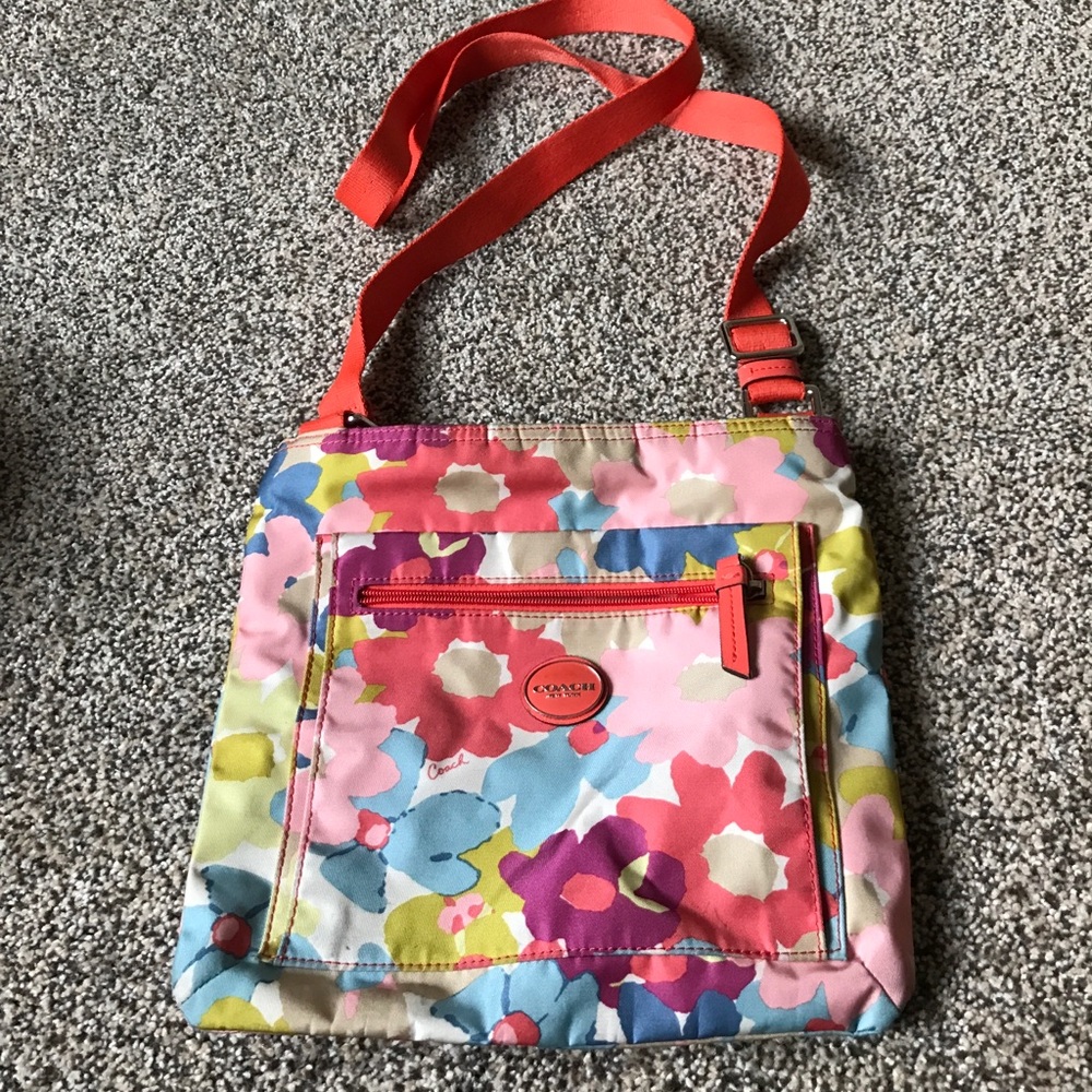 Authentic coach cross body