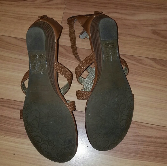 Woven sandals - Picture 3 of 4