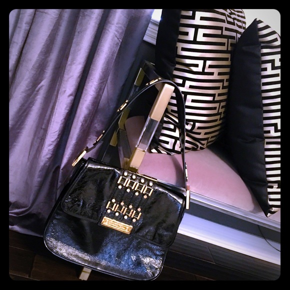 Authentic exclusive edition Tory Burch Bag! - Picture 1 of 8