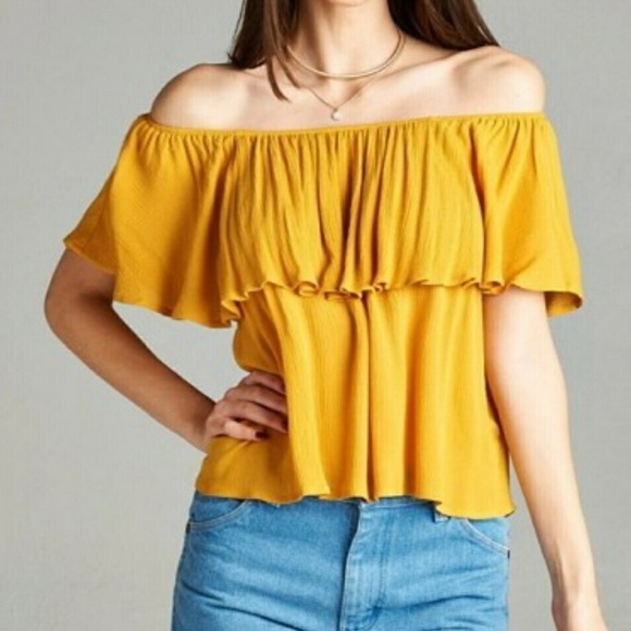 NWT Off The Shoulder Top - Picture 3 of 4