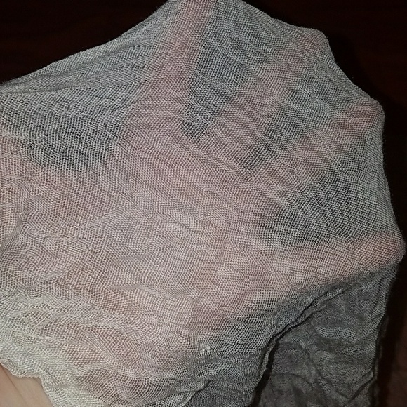 Scarf/wrap - Picture 4 of 4