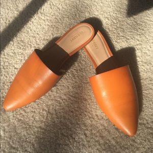 Tan Orange Old Navy Mule summer sandal flat shoe