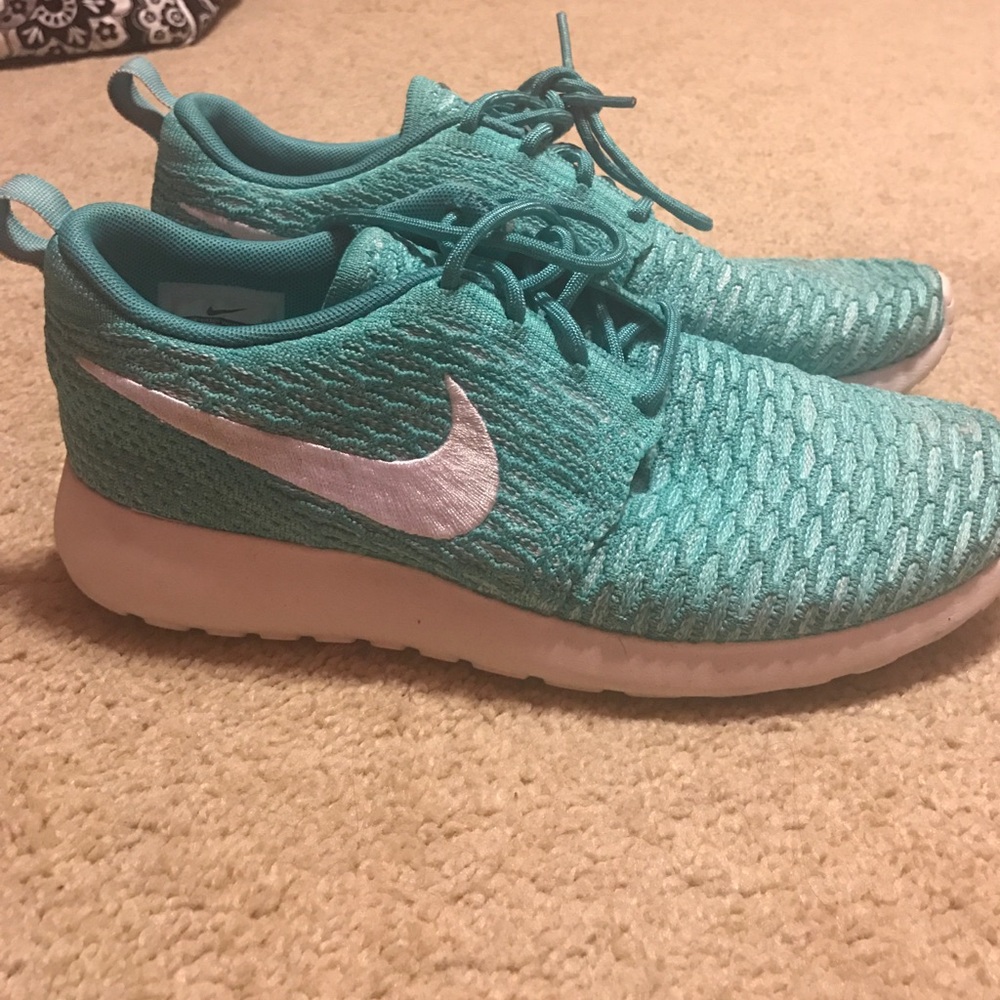 Nike Roshes