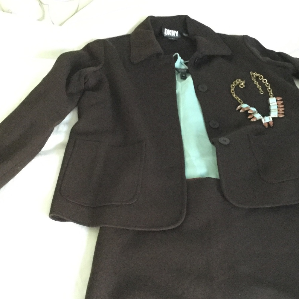 DKNY suit wool richchocolate brown blazer& skirt