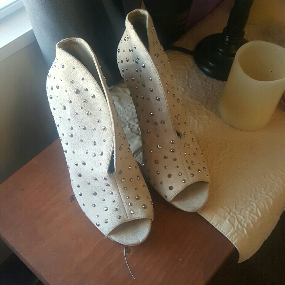 Womens ankle high heel boots